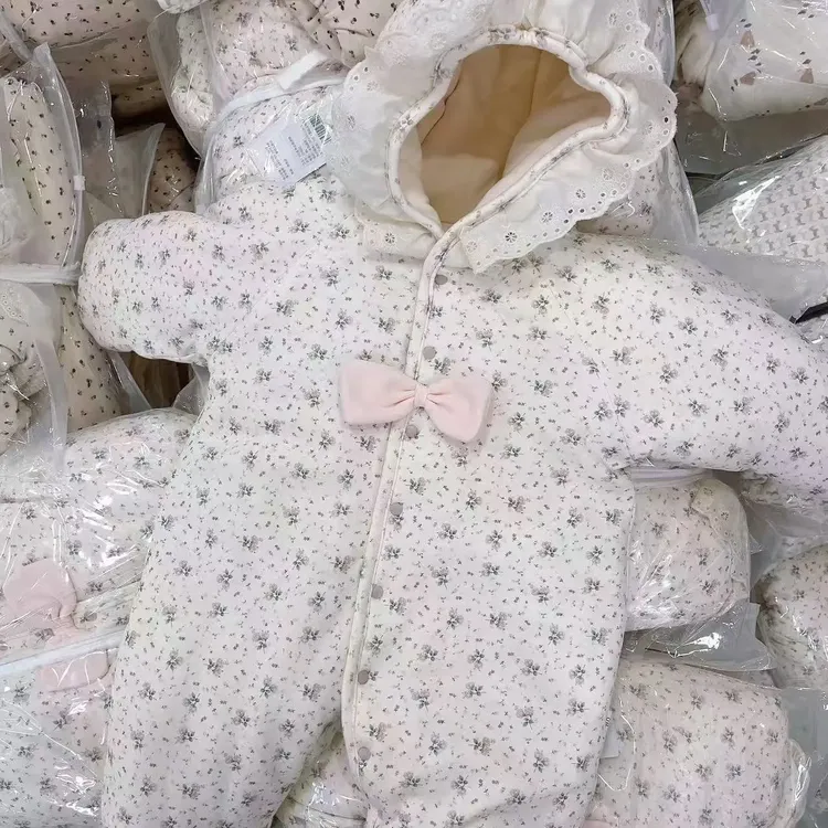 冬季加厚棉花婴幼儿连体哈衣保暖外出服可爱风