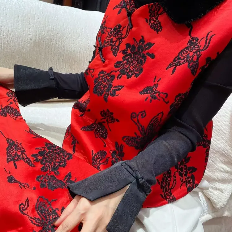 【静姐家】欧货漳绒提花娃娃领马甲显瘦百搭减龄神器