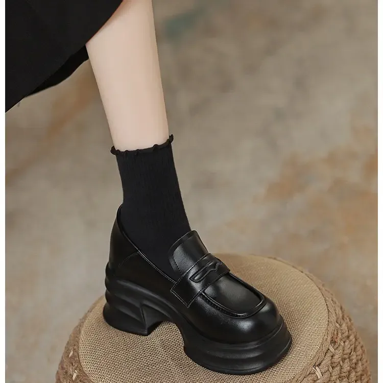 9厘米日系英伦秋冬女鞋内增高学院风乐福鞋2025圆头百搭真皮粗跟