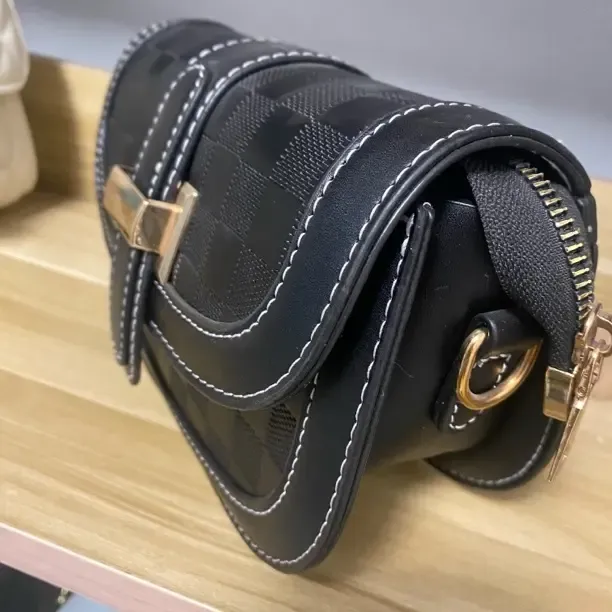 复古简约马鞍包秋季新款百搭单肩斜挎包女士气质包包