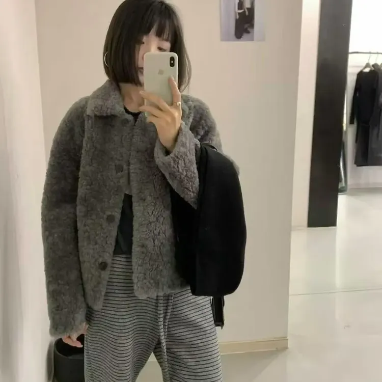 学院风意式冬季女翻领保暖短外套气质百搭