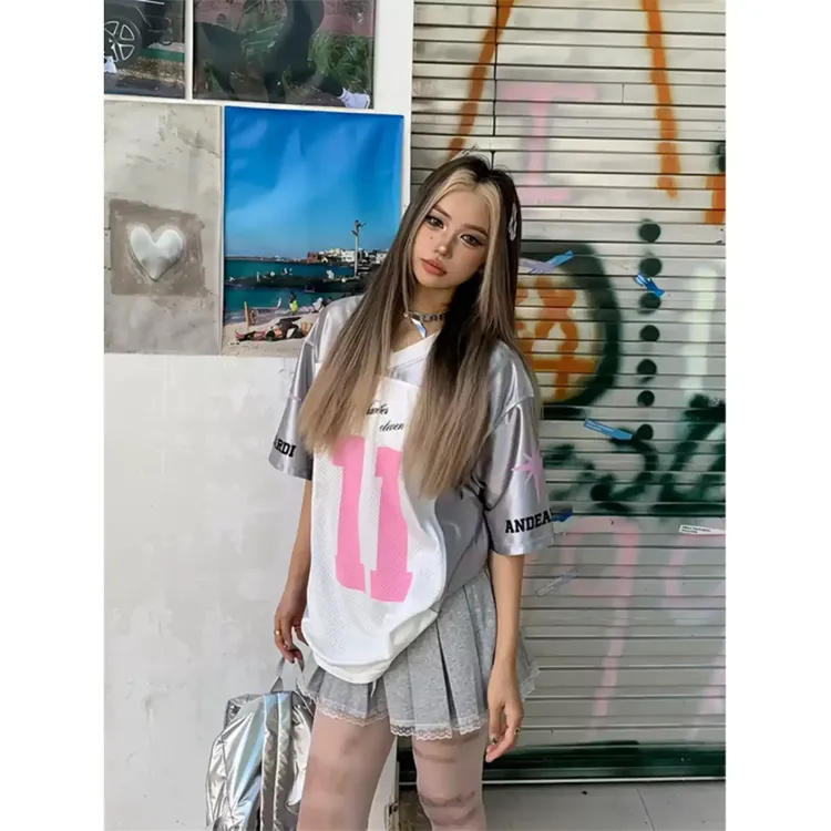 特大码300斤设计感小众V领短袖T恤男女装夏季美式酷辣半截袖上衣