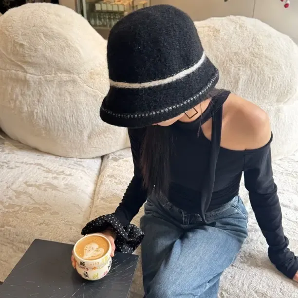 人气推荐高级感秋冬针织渔夫帽女生百搭韩版显小脸小水桶帽潮