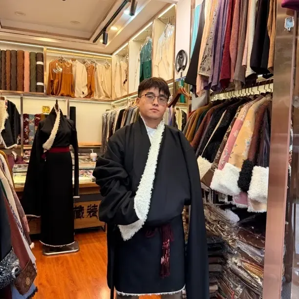 男士藏袍冬季加厚长款基础款简约保暖藏装