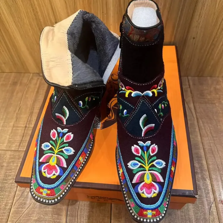 松巴拉姆绣花加绒款低跟民族风搭配藏装1583-156