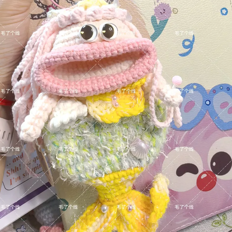 毛线礼物 鱼鱼公主 钥匙包 耳机包 美丽挂件
