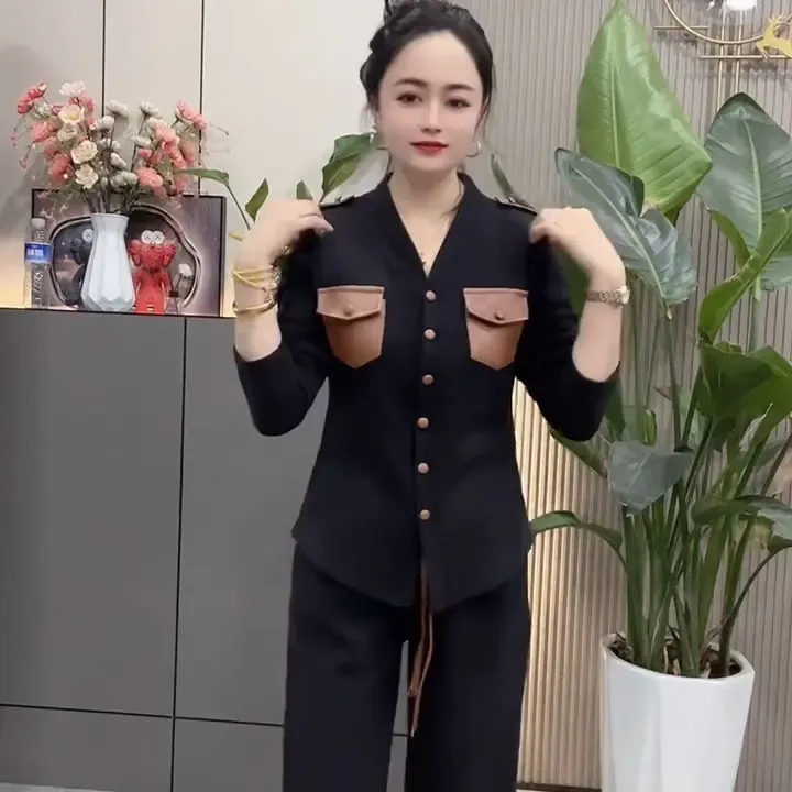 秋季气质新款高级感时尚小众撞色单排扣显瘦上衣高腰阔腿裤两件套