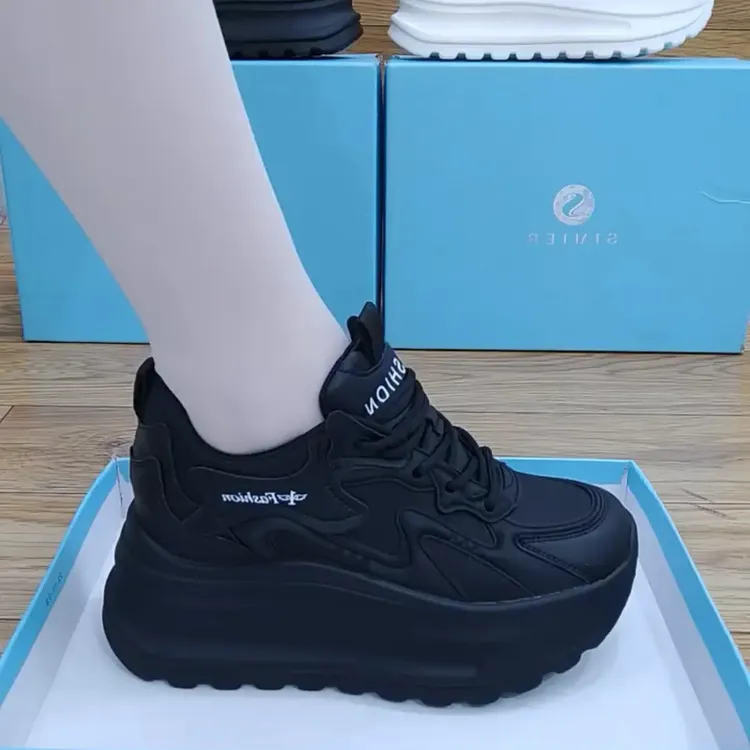 牛皮内增高小白鞋女2025女鞋新款爆款厚底板鞋轻便老爹百搭休闲鞋