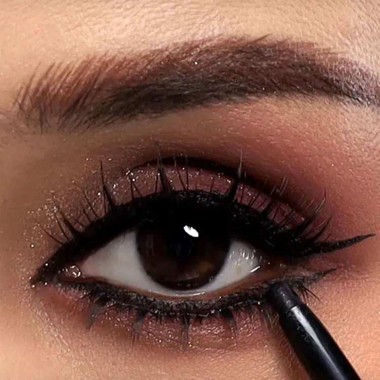 精塑立体持妆双头眼线笔，持久防汗速干显色