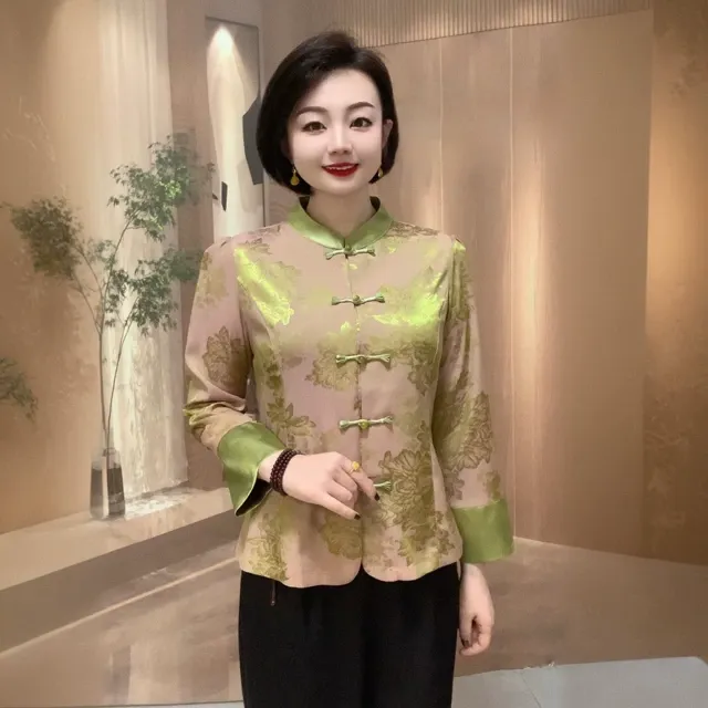 2023优雅气质短款上衣夏季新款复古盘扣中年妈妈装提花真丝缎开衫