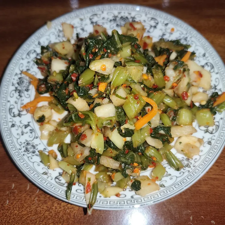洱源水腌菜炒菜炒肉炒饭煮鱼，洱源人做菜不可或缺的味觉秘密武器