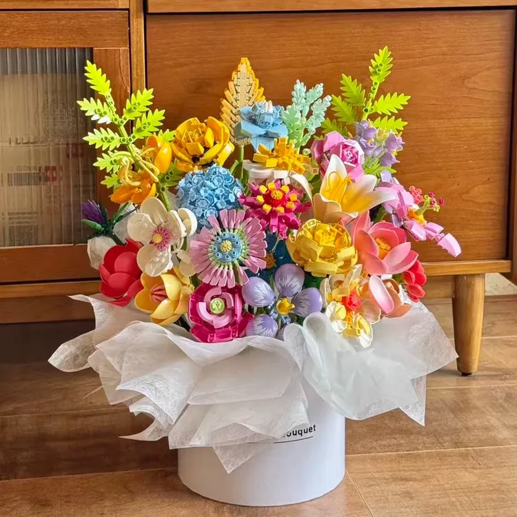 多巴胺积木花束永生玫瑰花束仿真花抱抱桶高级送男女生圣诞节礼物