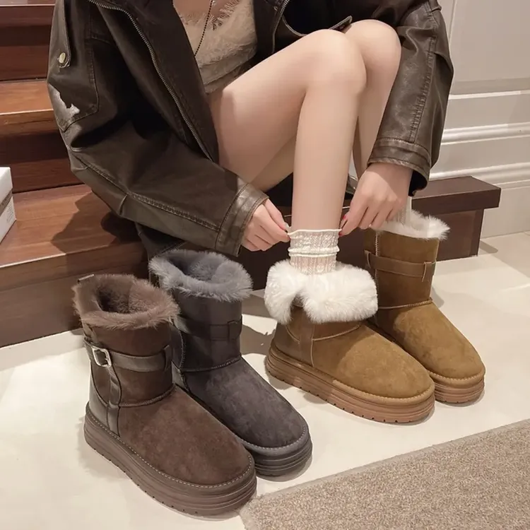 中筒厚底加绒加厚保暖冬季成人时尚雪地靴防滑棉鞋短靴
