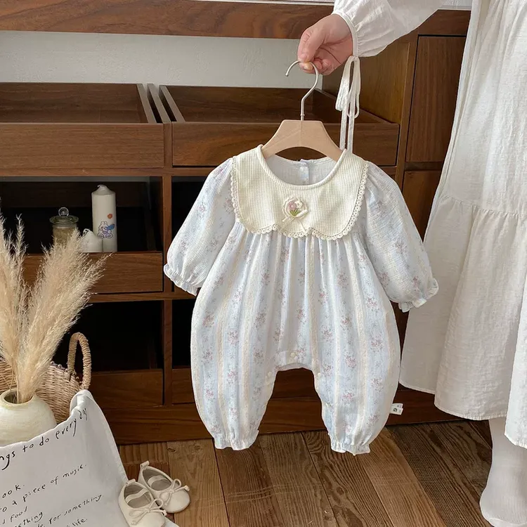 婴儿衣服女宝宝春秋装连体秋季公主超萌满月百天秋季小月龄外出服