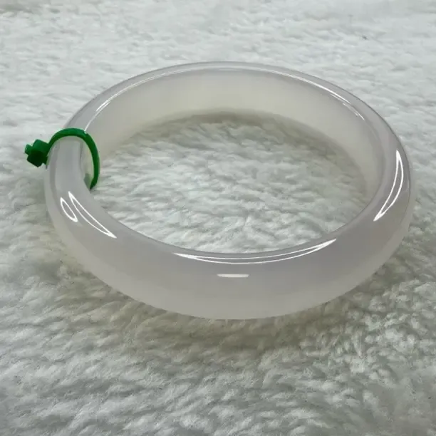 天然玛瑙手镯 白月光冰透