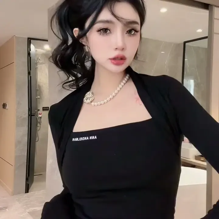 法式方领挂脖长袖秋冬修身显瘦洋气打底T恤女