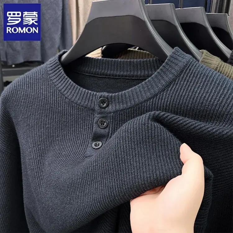 罗蒙春秋季男士圆领纽扣复古毛衣落肩提花休闲上衣潮流针织打底衫