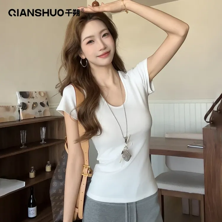 千朔2025夏季新款韩系U领T恤修身小众设计感纯色百搭短袖上衣女