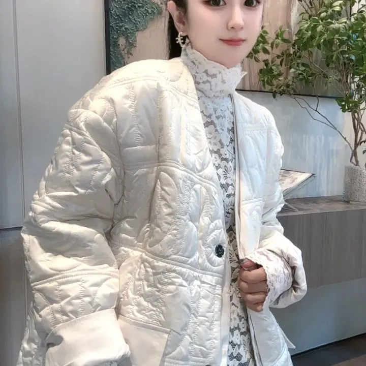 秋冬季V领重工刺绣菱格设计师小香风百搭宽松洋气拼接棉服外套002