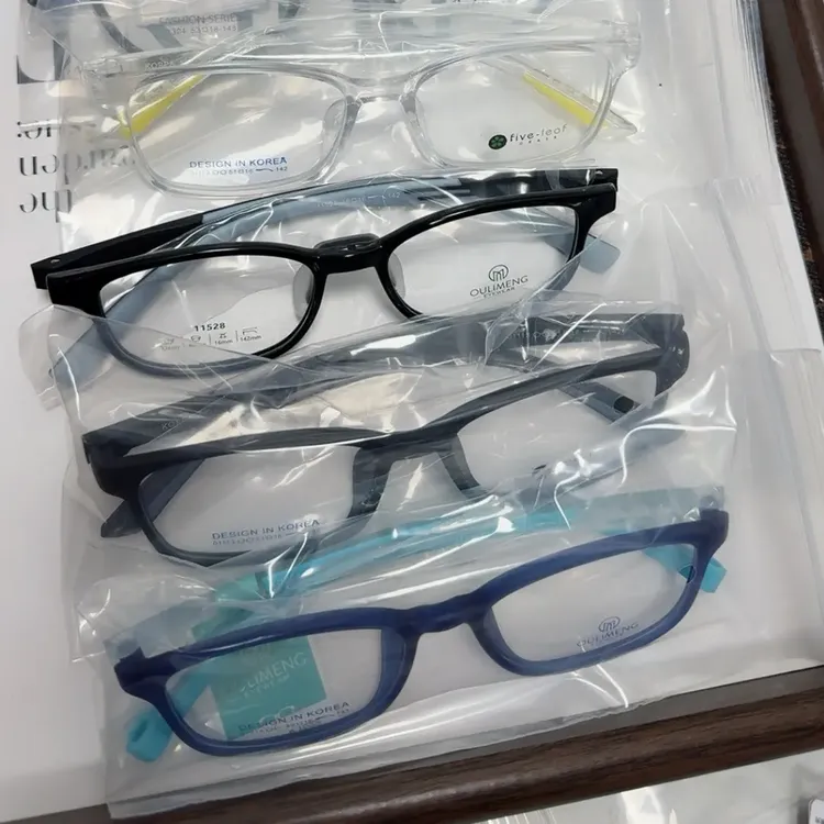 优质双色硅胶青少年超轻时尚百搭方框黑框黑色双色处理