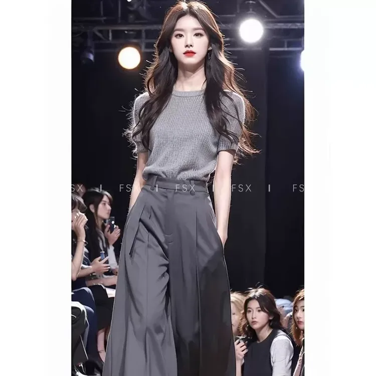 夏装搭配一整套时尚冷淡系小众不撞款灰色针织短袖西装阔腿裤套装