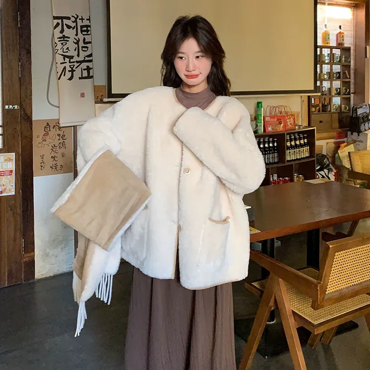 ZB186-8060毛毛皮毛一体外套带围巾春秋韩系高级感时尚洋气学院气