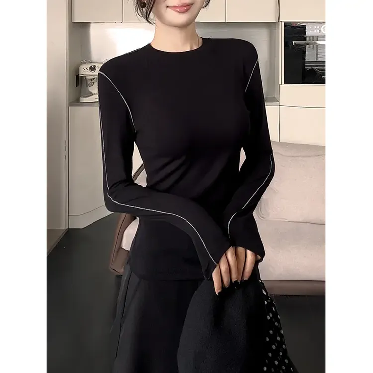 黑色打底衫女春秋冬新款内搭修身长袖t恤撞色高级感圆领正肩上衣