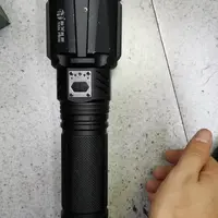 强光可充电超亮变焦超长续航户外应急手电筒