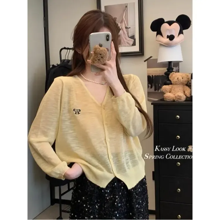 开衫薄款女2025新款夏季针织衫吊带外搭防晒罩衫蓝色冰丝长袖披肩