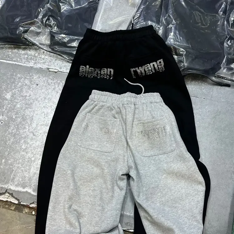 大王家原创国潮后兜带钻休闲卫裤宽松高腰弯刀阔腿裤女新款潮流