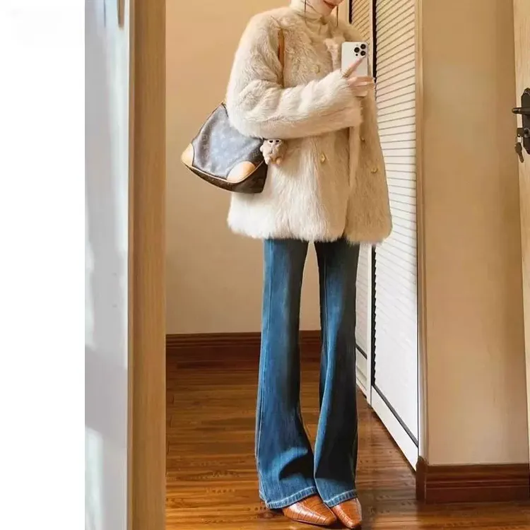 2025年加绒微喇牛仔裤女春秋冬新款高腰弹力显瘦小个子马蹄喇叭裤
