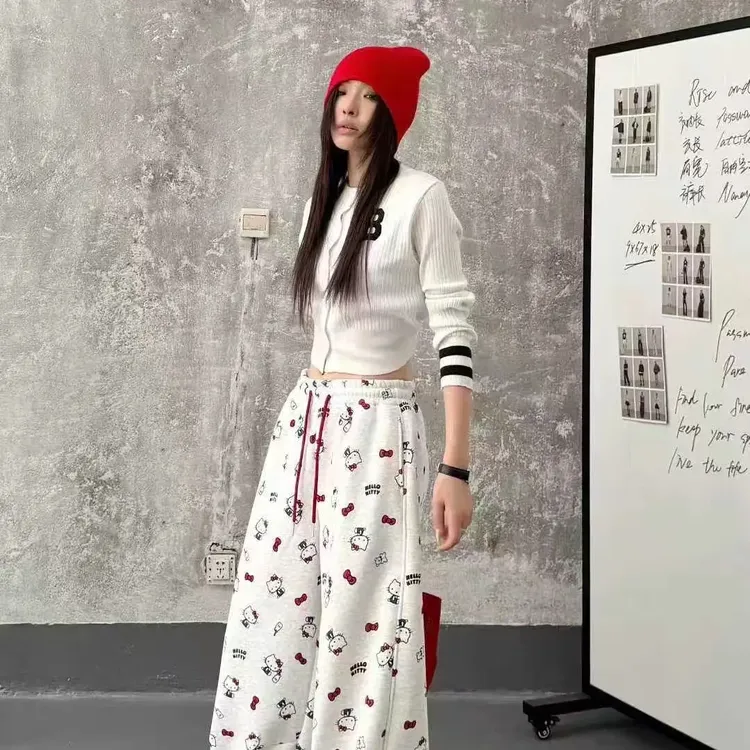 郑州初遇女装宠粉福利休闲加绒慵懒风复古卡通猫咪印花