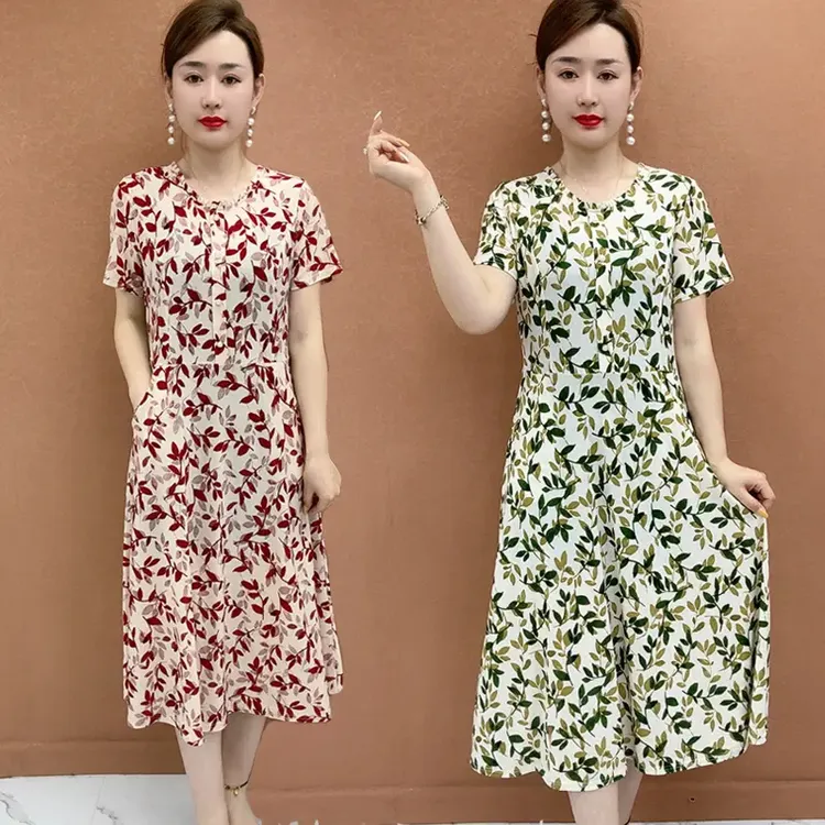 妈妈装新款连衣裙夏季显瘦中长款短袖中老年碎花气质洋气时尚裙子