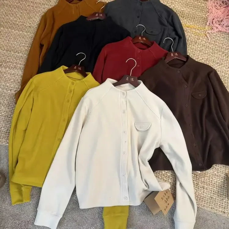 D239-简约纯色打底衫女装休闲风针织休闲长袖T恤百搭时尚