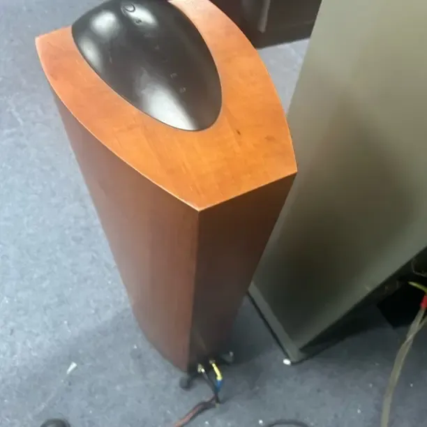 KEF系列落地音箱正常使用运费自理