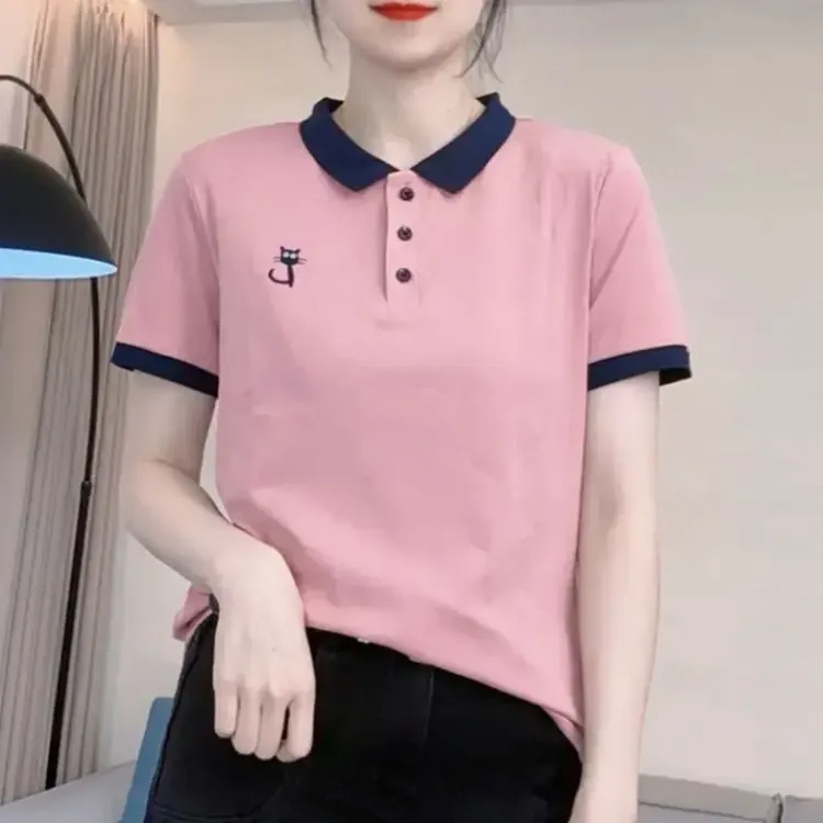 啄木鸟夏季Polo领小猫刺绣拼色t恤夏季短袖女士套头上衣2025遮肉