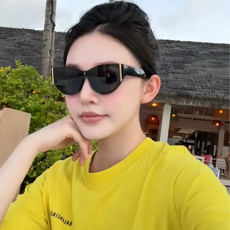 韩版墨镜网红潮流高级感气质女开车太阳眼镜防晒防紫外线猫眼墨镜