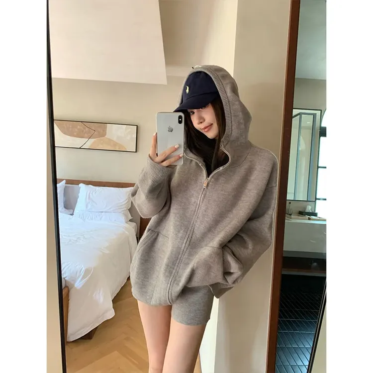 韩系灰色连帽毛衣秋冬氛围感慵懒风加厚针织拉链开衫套装女
