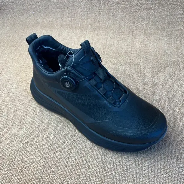 71817纽扣户外男士户外休闲鞋