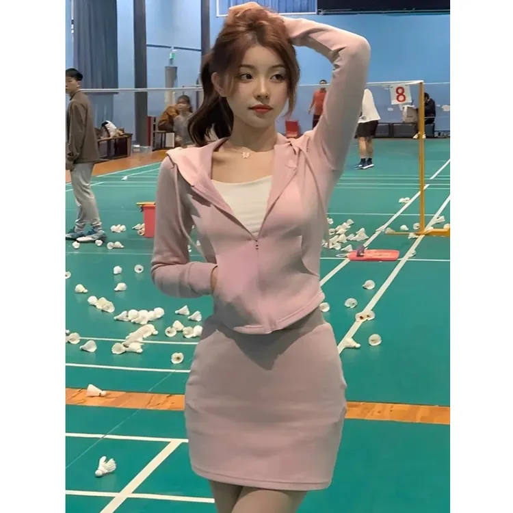 春天穿搭一整套装女休闲运动连帽卫衣外套半身裙时尚高级感两件套