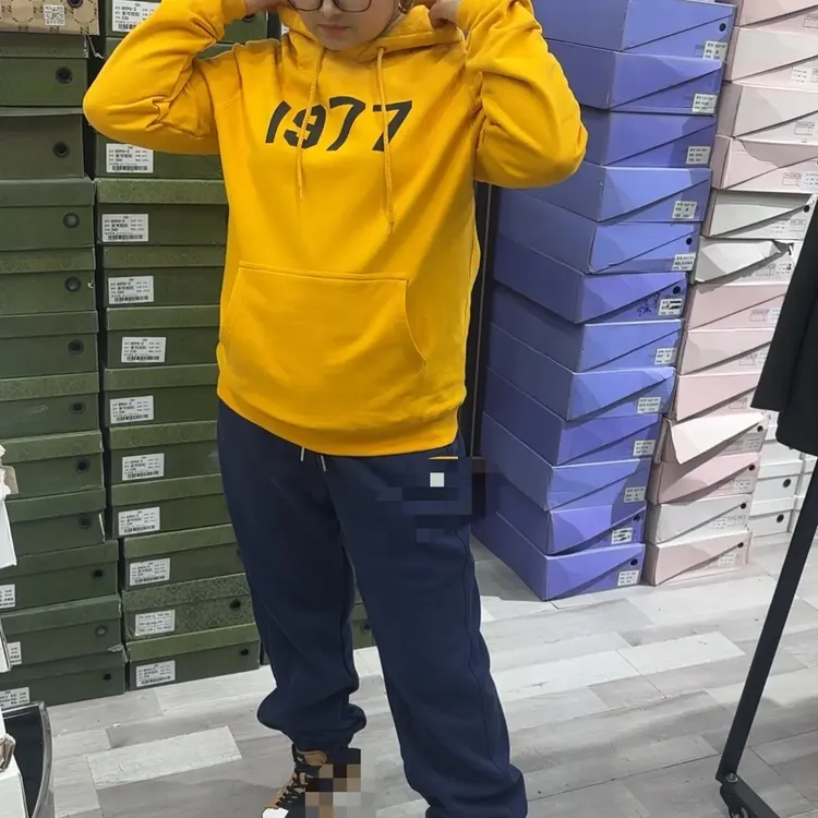 秋冬数字连帽宽松型薄款秋季卫衣加厚防风时尚