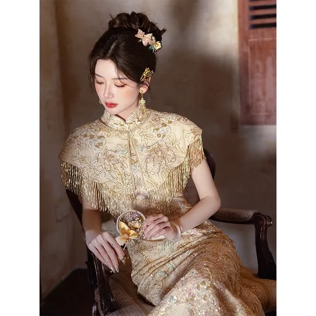 新中式改良旗袍新娘敬酒服新款香槟金色重工订婚礼服裙高端复古风
