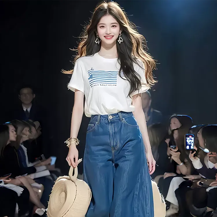 白色印花短袖T恤女2025新爆款春季欧货小众洋气独特超好看上衣夏