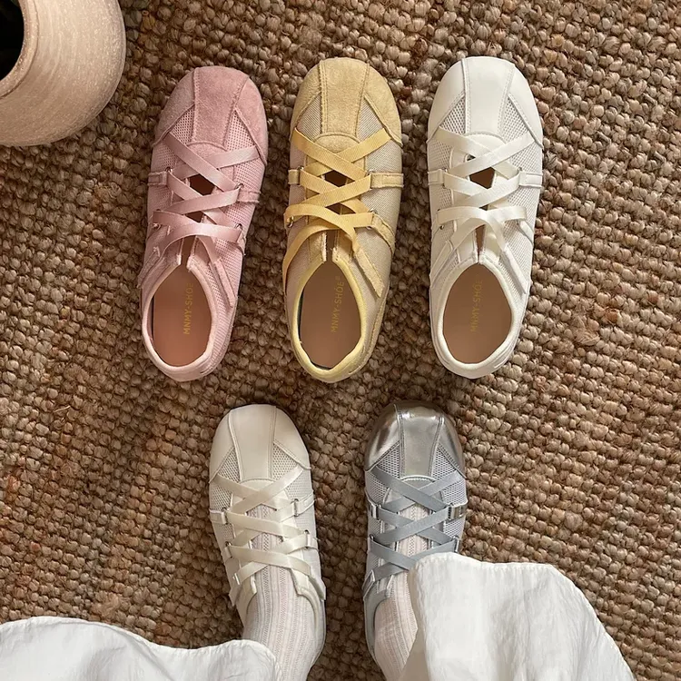 芭蕾风平底德训鞋女款2025新款春季复古时尚百搭黄色软底板鞋子女