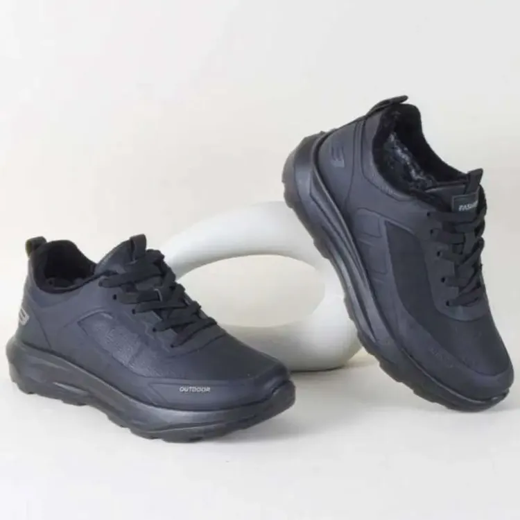 男士冬季新款轻便软底防滑舒适中老年休闲鞋