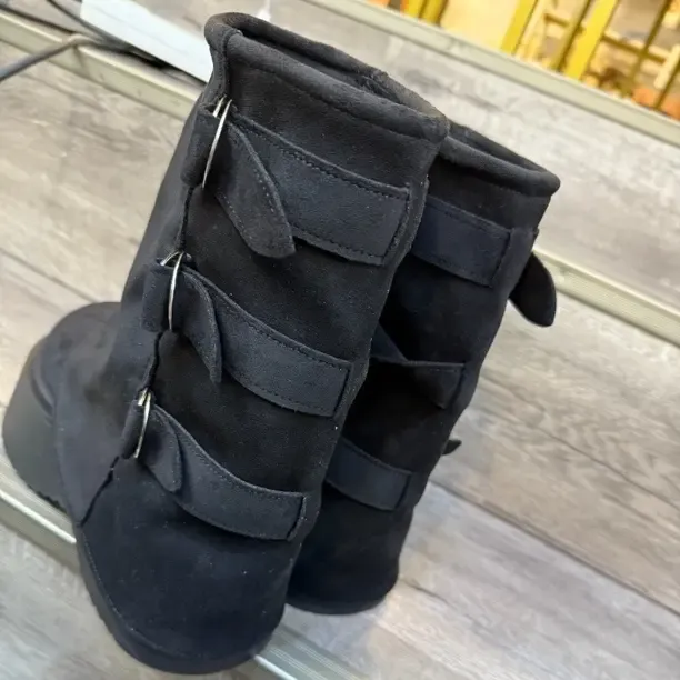 厚底马丁靴复古西部牛仔靴金属扣粗跟裤管靴2025秋冬新款短靴子女