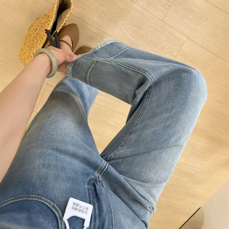 直筒牛仔裤女夏季薄款梨形身材宽松大码胖mm显瘦遮胯毛边九分裤子
