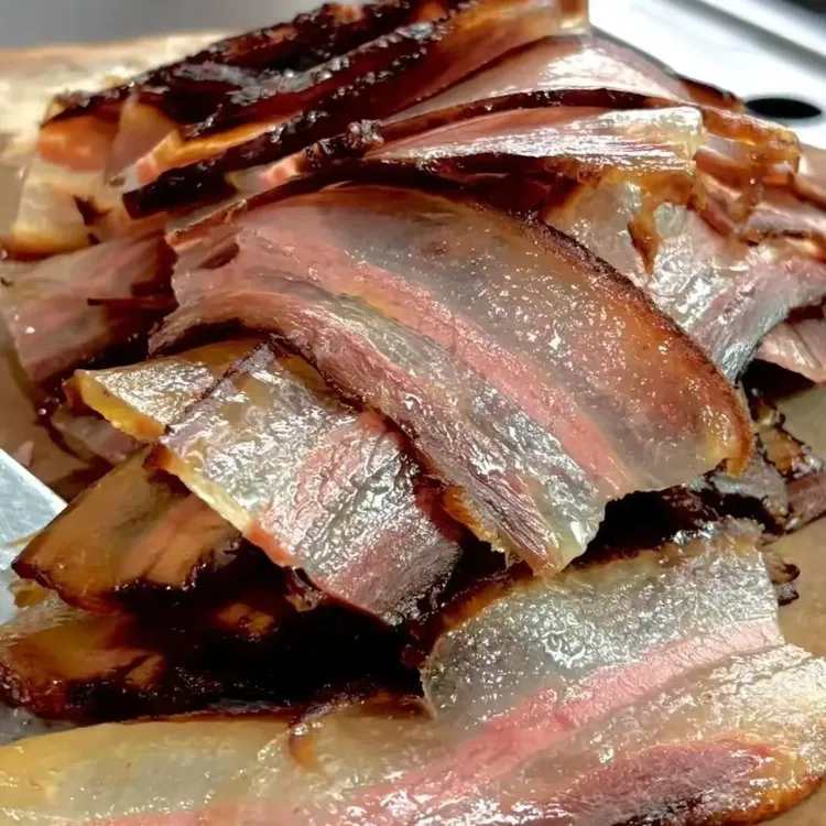 恩施柴火烟熏五花土猪腊肉农家特产