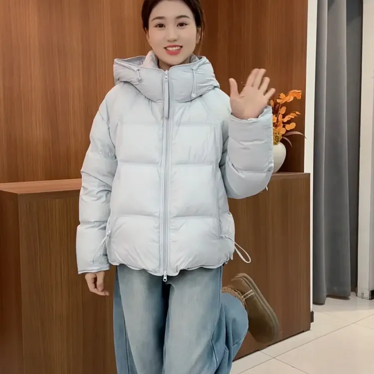 香港一诺昭昭如愿 衣长63 充绒量153克 穿到140斤