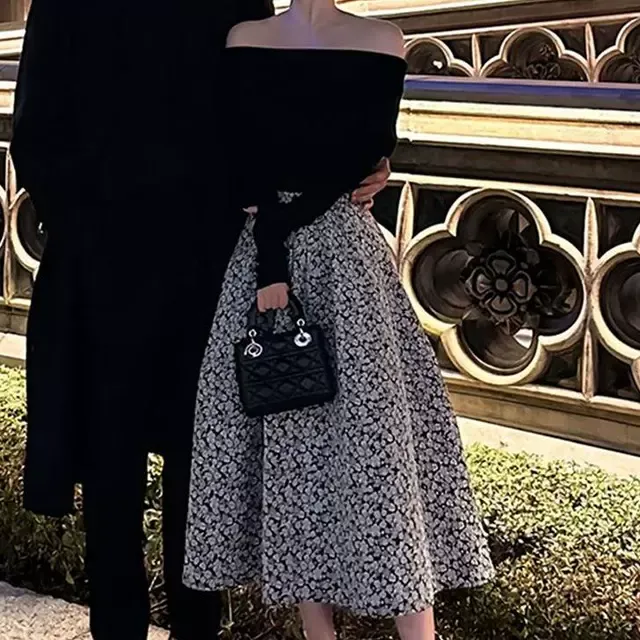法式时尚轻奢碎花半身裙女春秋新款高级感素雅印花高腰宽松大摆裙
